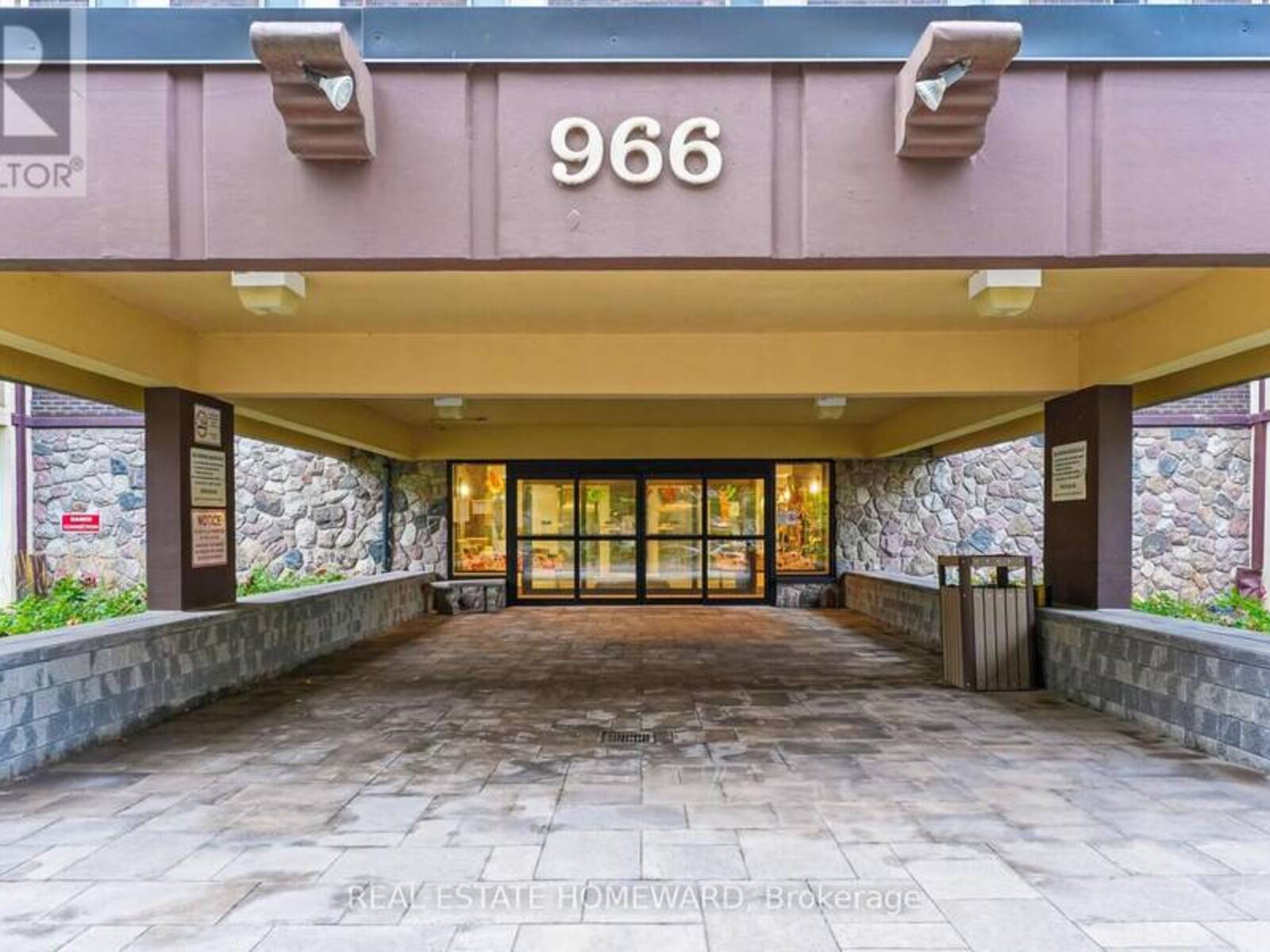 1507 - 966 INVERHOUSE DRIVE, Mississauga, Ontario L5J 4B6