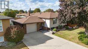 21 GREEN FOREST DRIVE | Hamilton Ontario | Slide Image Thirty-one