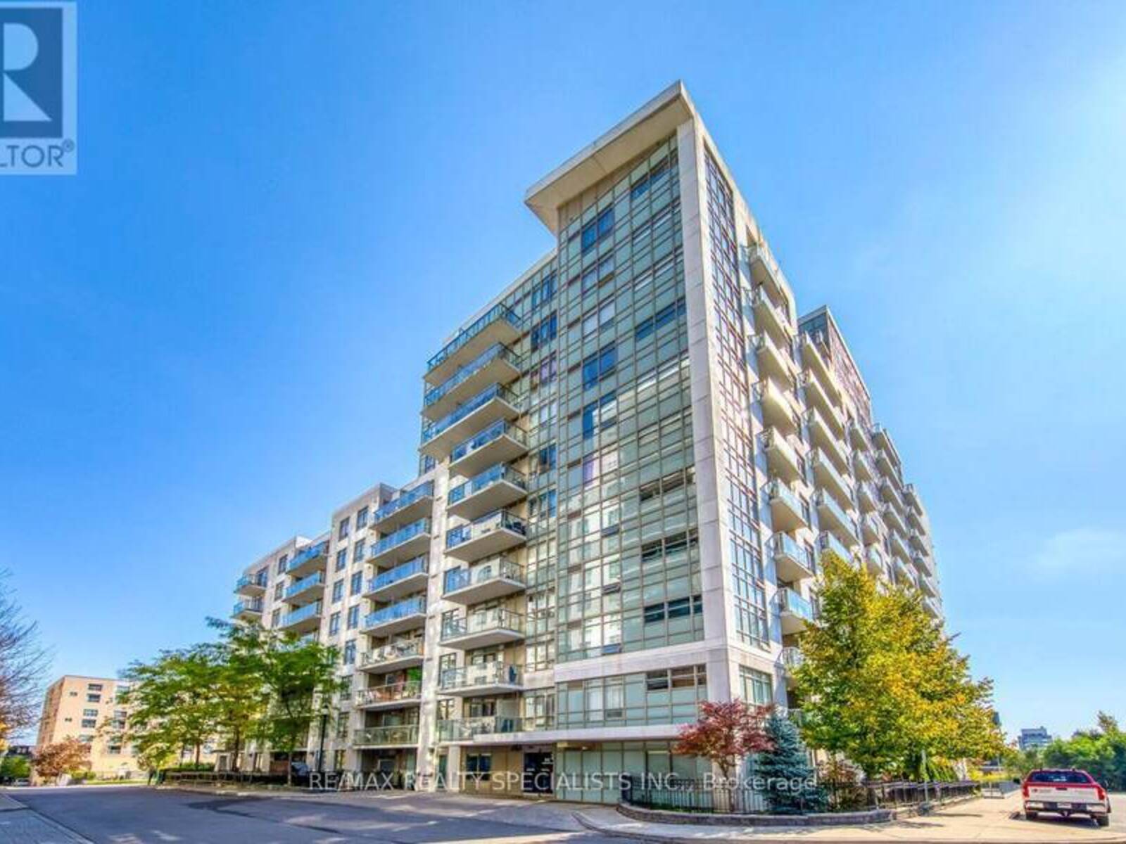 103 - 812 LANDSDOWNE AVENUE, Toronto, Ontario M6H 4K5