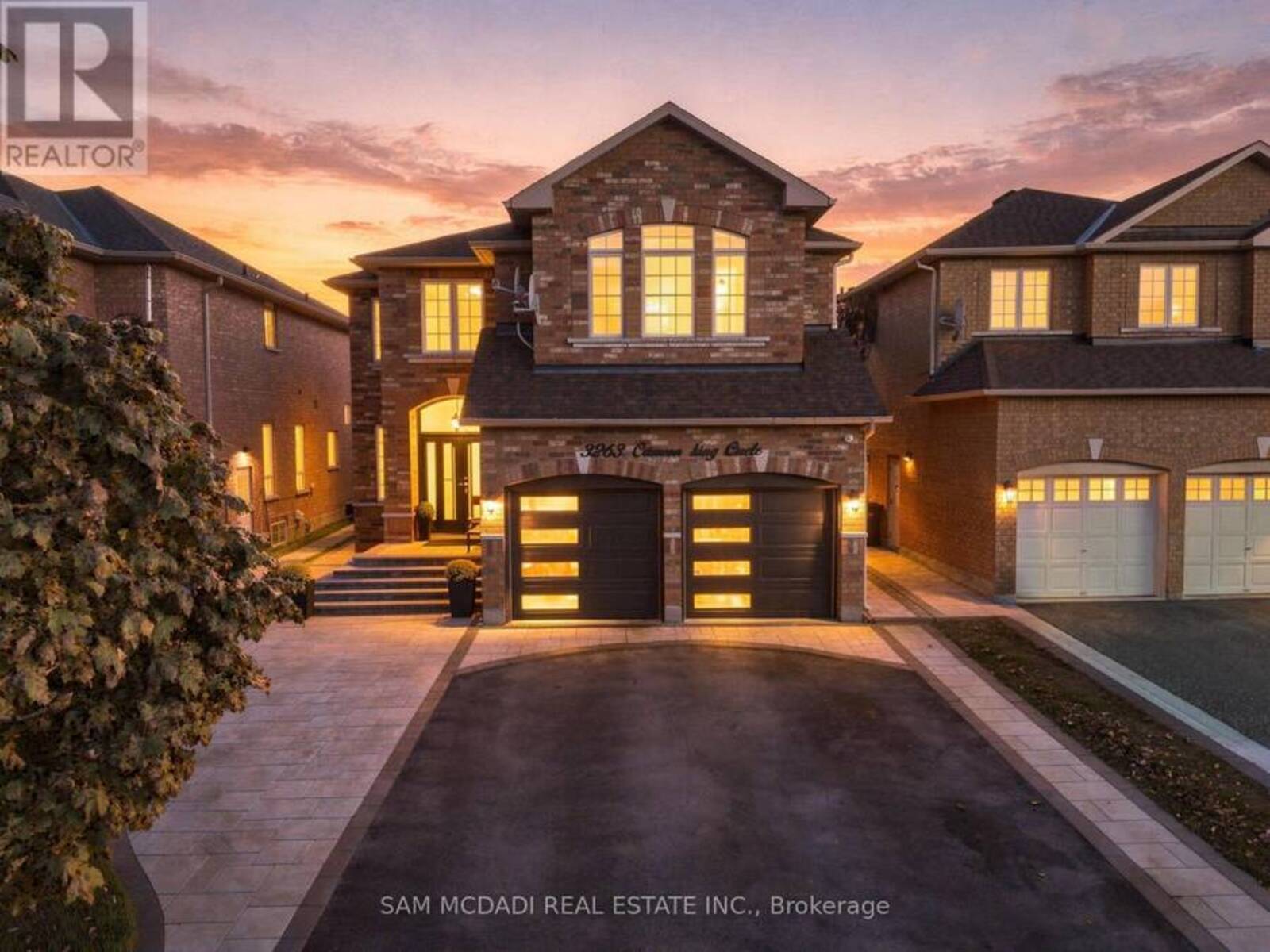 3263 CRIMSON KING CIRCLE, Mississauga, Ontario L5N 8M8