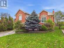 41 MILLS COURT | Bradford West Gwillimbury Ontario | Slide Image Two