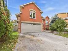 41 MILLS COURT | Bradford West Gwillimbury Ontario | Slide Image Three