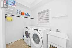 18 HOPKINS CRESCENT | Bradford West Gwillimbury Ontario | Slide Image Sixteen