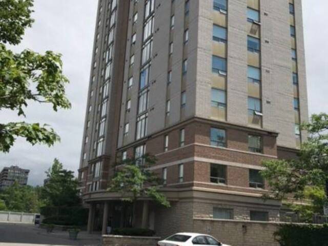 1502 - 200 BURNHAMTHORPE ROAD E Mississauga Ontario, L5A 4L4 - 1 Bedroom Condo For Sale
