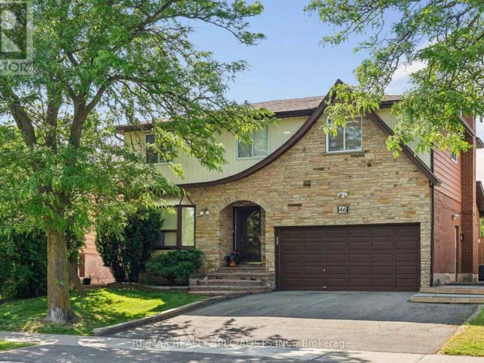 46 LINKDALE ROAD, Brampton, Ontario L6V 2Y6