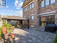 109 LEADEN HALL DRIVE | East Gwillimbury Ontario | Slide Image Three
