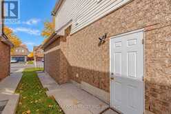 153 CORDGRASS CRESCENT | Brampton Ontario | Slide Image Sixteen