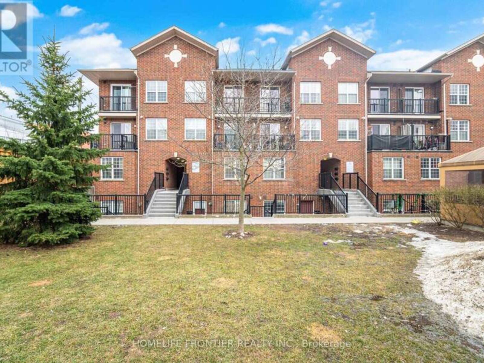 207 - 45 STRANGFORD LANE, Toronto, Ontario M1L 0E5