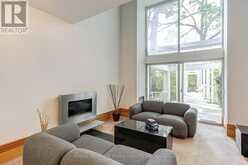 358 SACKVILLE STREET | Toronto Ontario | Slide Image Eight