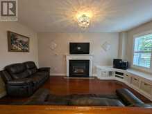 94 VIOLET STREET | Barrie Ontario | Slide Image Five