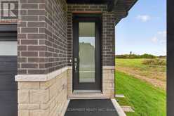 967 CLARE AVENUE | Welland Ontario | Slide Image Three
