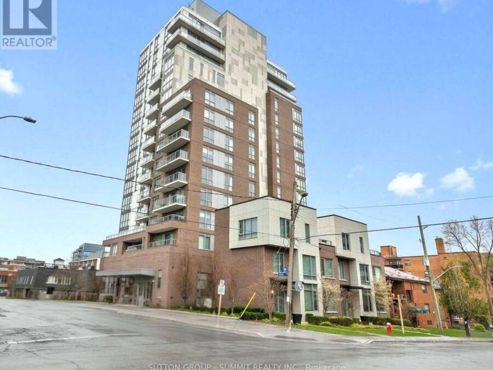 1102 - 8 ANN STREET, Mississauga, Ontario L5G 0C1