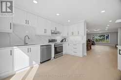 412 SANDMERE PLACE | Oakville Ontario | Slide Image Ten