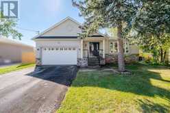 412 SANDMERE PLACE | Oakville Ontario | Slide Image Two