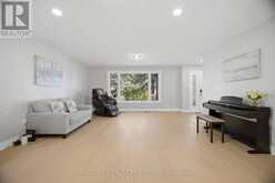 412 SANDMERE PLACE | Oakville Ontario | Slide Image Six