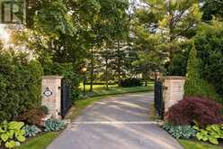 45 & 51 BAYVIEW RIDGE | Toronto Ontario | Slide Image Nine