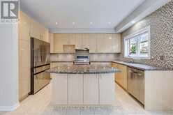 2455 FELHABER CRESCENT | Oakville Ontario | Slide Image Seventeen