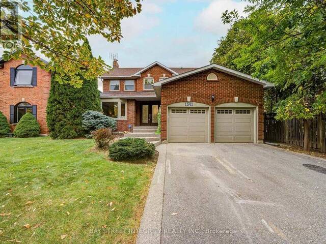 1341 OLD ENGLISH LANE Oakville Ontario, L6M 2P9 - 4 Bedrooms Home For Sale