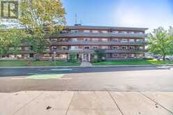 204 - 11 WOODMAN DRIVE S | Hamilton Ontario | Slide Image Thirty-three