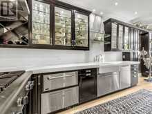 21 - 260 RUSSELL HILL ROAD | Toronto Ontario | Slide Image Nine