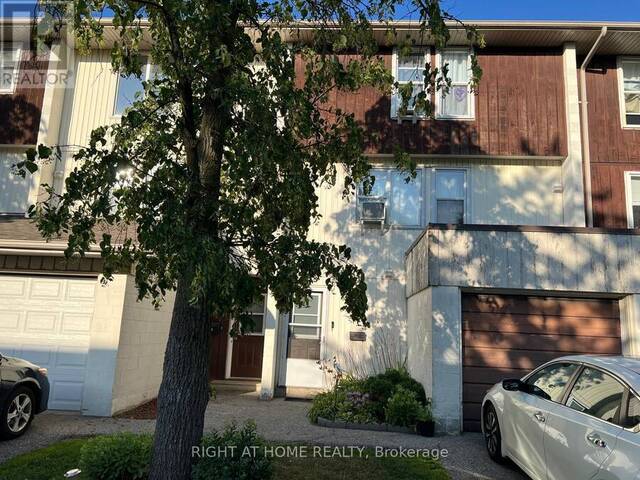 81 - 135 CHALMERS STREET S Cambridge Ontario, N1R 6M2 - 3 Bedrooms Condo For Sale
