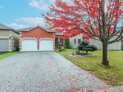 142 RAYMOND CRESCENT Barrie Ontario, L4N 0V7