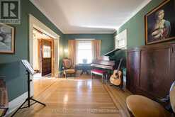 75 WALNUT STREET | Paris Ontario | Slide Image Nine
