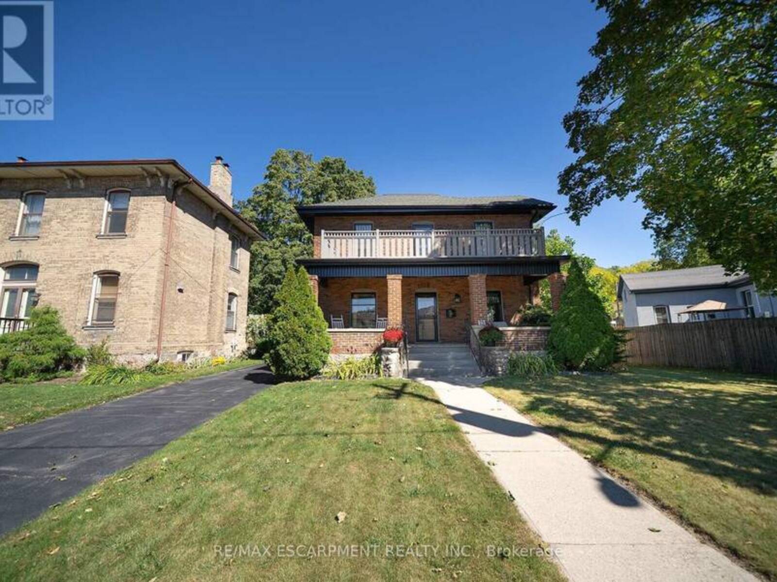 75 WALNUT STREET, Paris, Ontario N3L 2J5