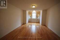 7 WESTRA DRIVE | Guelph Ontario | Slide Image Eighteen