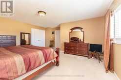 6 COLLINGWOOD AVENUE | Brampton Ontario | Slide Image Nineteen