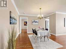 322 GRANDVIEW WAY | Toronto Ontario | Slide Image Twelve