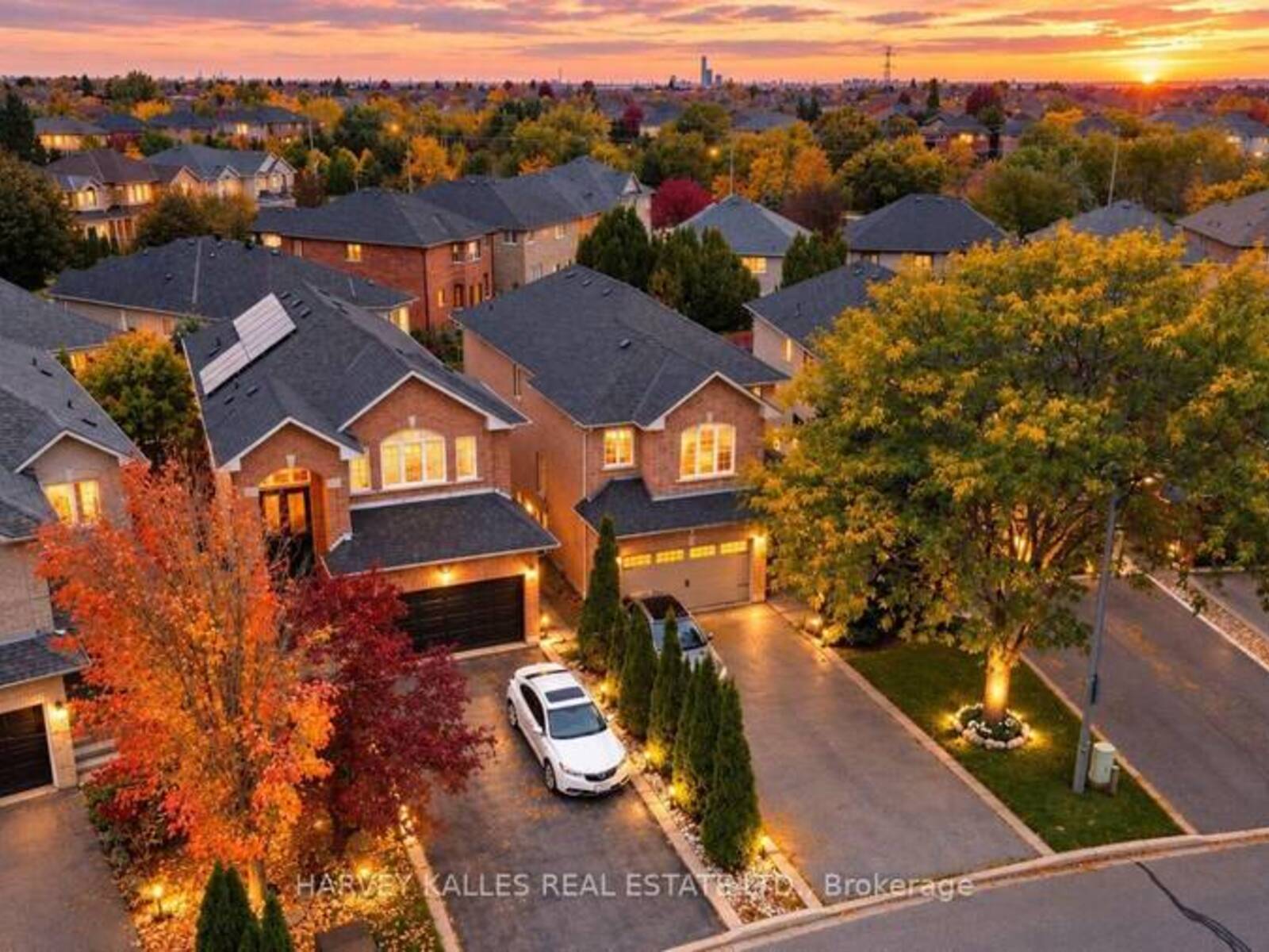 35 WATER GARDEN LANE, Vaughan, Ontario L4H 1N2