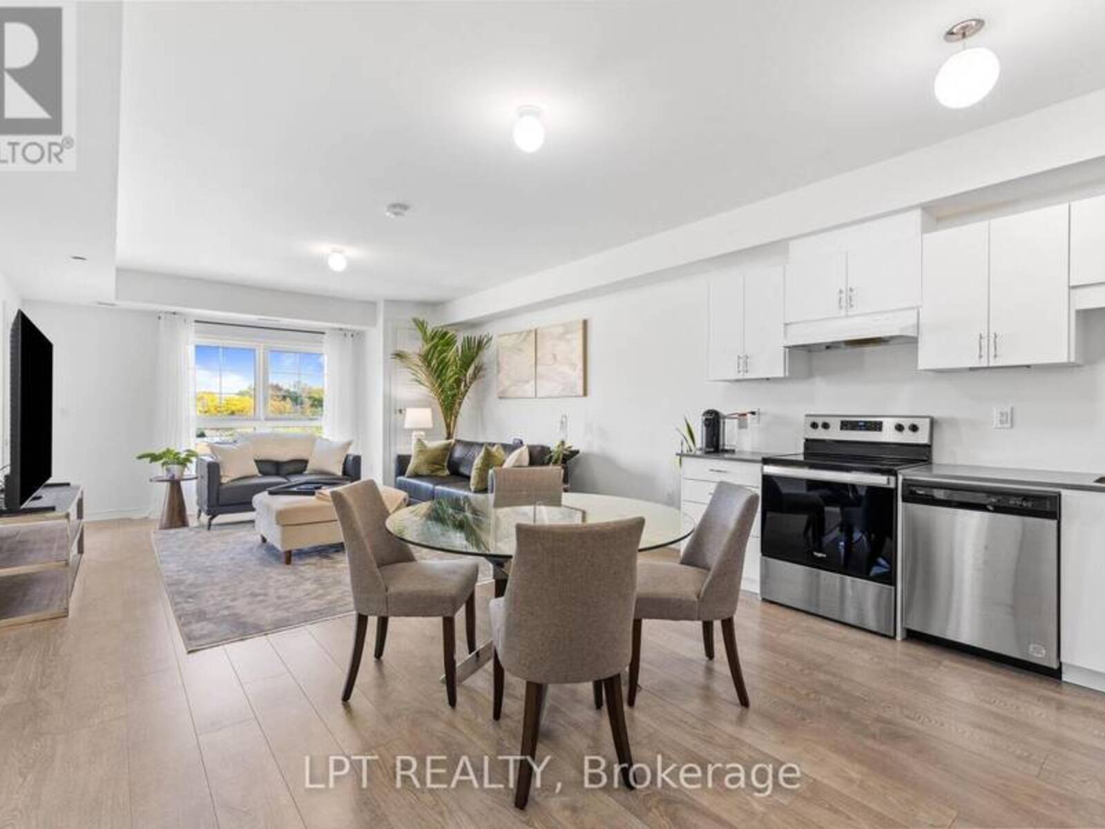 407 - 110 GREW BOULEVARD, Georgina, Ontario L0E 1L0