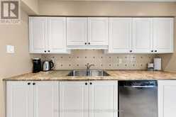 110 - 11 TOWNSGATE DRIVE | Vaughan Ontario | Slide Image Sixteen