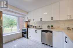 20 - 33 DUNDALK DRIVE | Toronto Ontario | Slide Image Ten