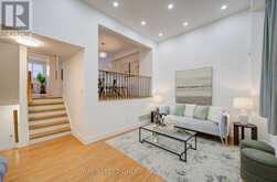 20 - 33 DUNDALK DRIVE | Toronto Ontario | Slide Image Nine