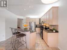 42 LADY FERN DRIVE | Markham Ontario | Slide Image Eleven