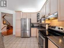 42 LADY FERN DRIVE | Markham Ontario | Slide Image Twelve
