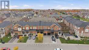 90 SELBY CRESCENT | Bradford West Gwillimbury Ontario | Slide Image Three