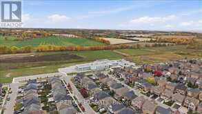 90 SELBY CRESCENT | Bradford West Gwillimbury Ontario | Slide Image Forty-four