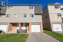 4 NEW PORT WAY | Markham Ontario | Slide Image Two