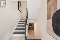 4 NEW PORT WAY | Markham Ontario | Slide Image Four