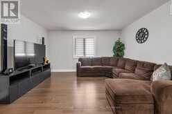 25 PEAR BLOSSOM WAY | East Gwillimbury Ontario | Slide Image Twenty-three