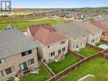 25 PEAR BLOSSOM WAY | East Gwillimbury Ontario | Slide Image Forty-four