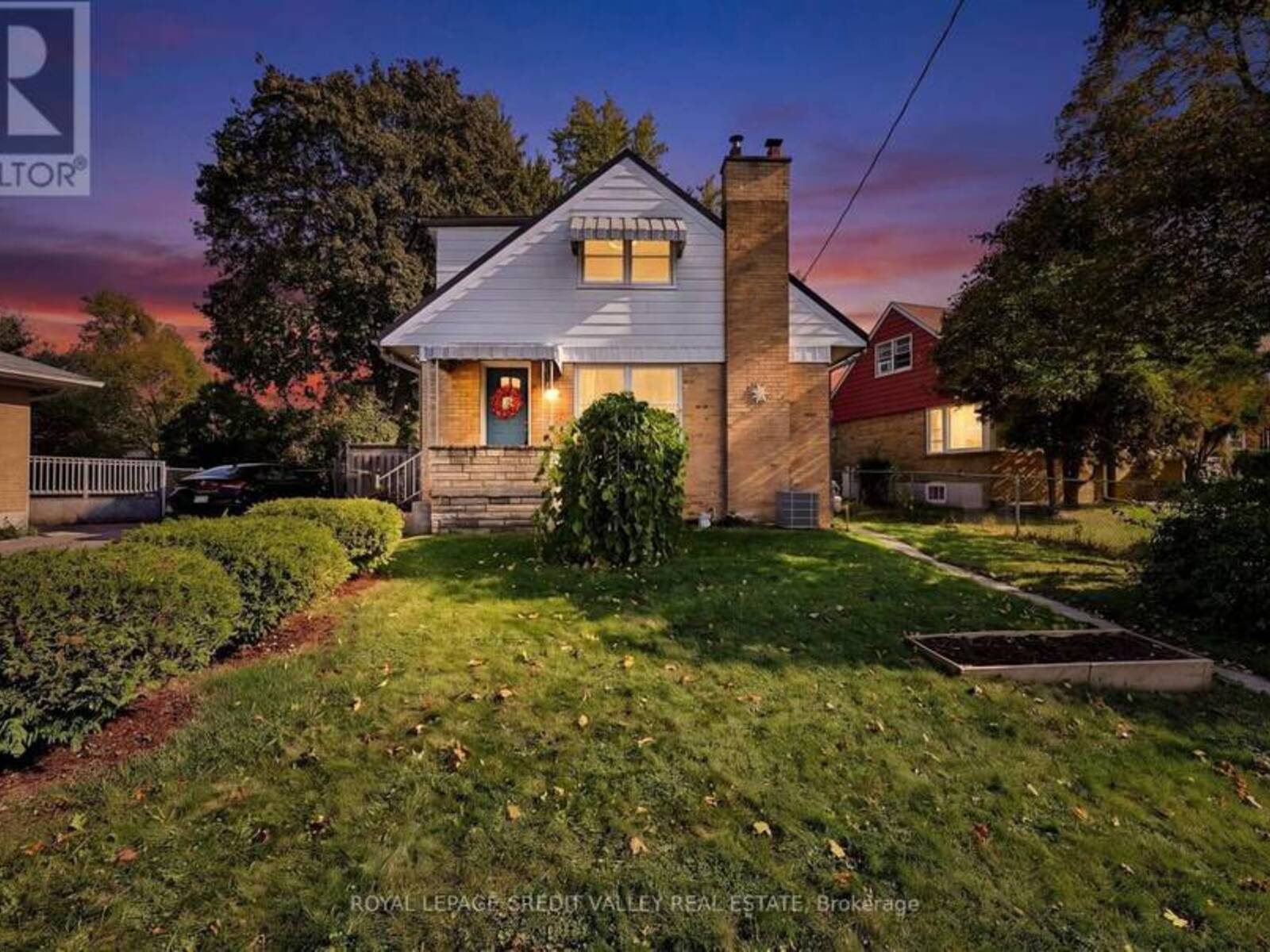 29 CRESTVIEW AVENUE, Brampton, Ontario L6W 2R8
