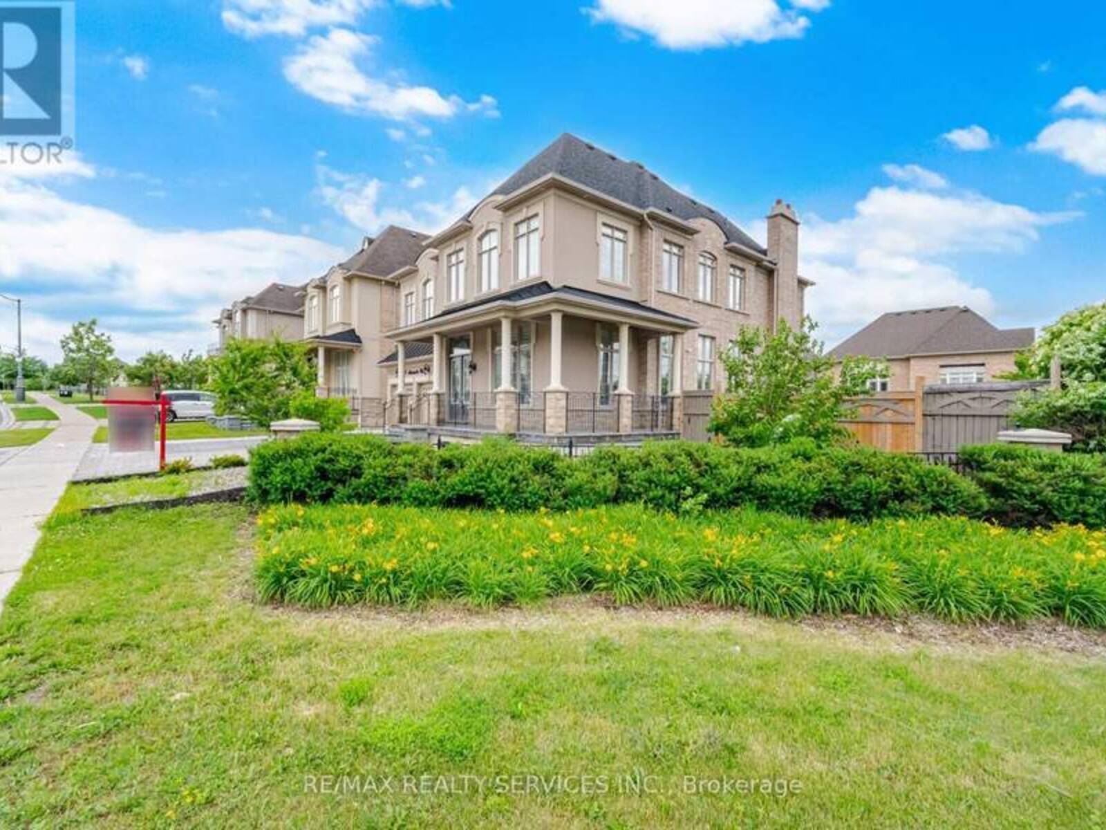 1 ADAMSVILLE ROAD, Brampton, Ontario L6X 1H7
