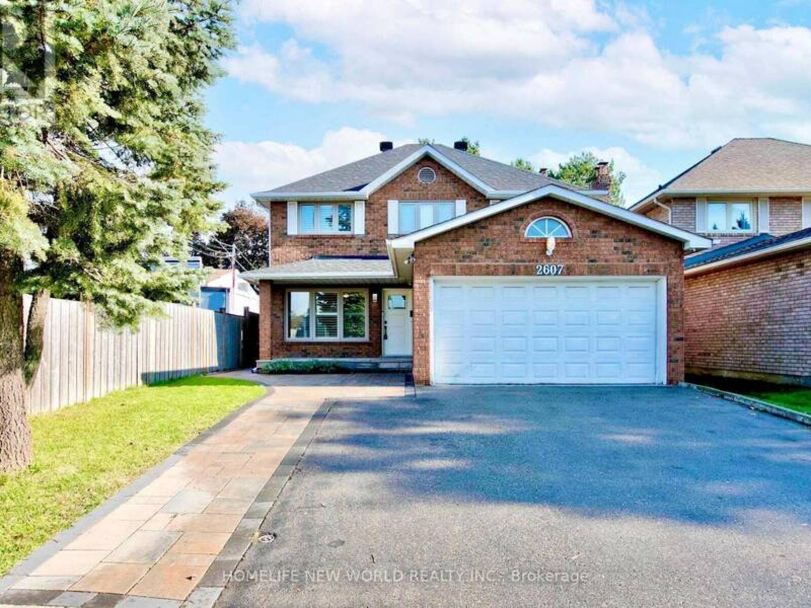 2607 OLD CARRIAGE ROAD, Mississauga, Ontario L5C 1Y6