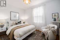 42 FERN AVENUE | Toronto Ontario | Slide Image Eighteen