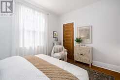 42 FERN AVENUE | Toronto Ontario | Slide Image Nineteen