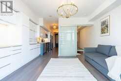 812 - 105 THE QUEENSWAY | Toronto Ontario | Slide Image Six